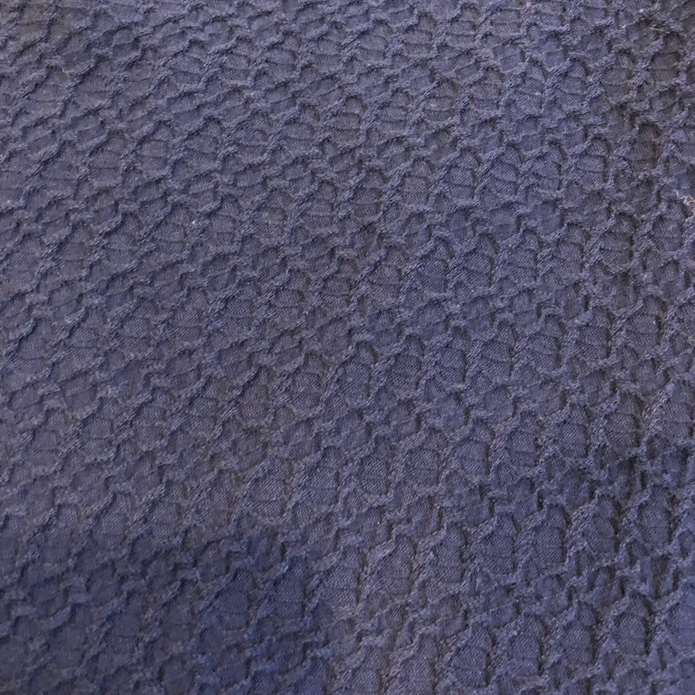 Kohl’s Navy Blue V Neck Top - Picture 3 of 4
